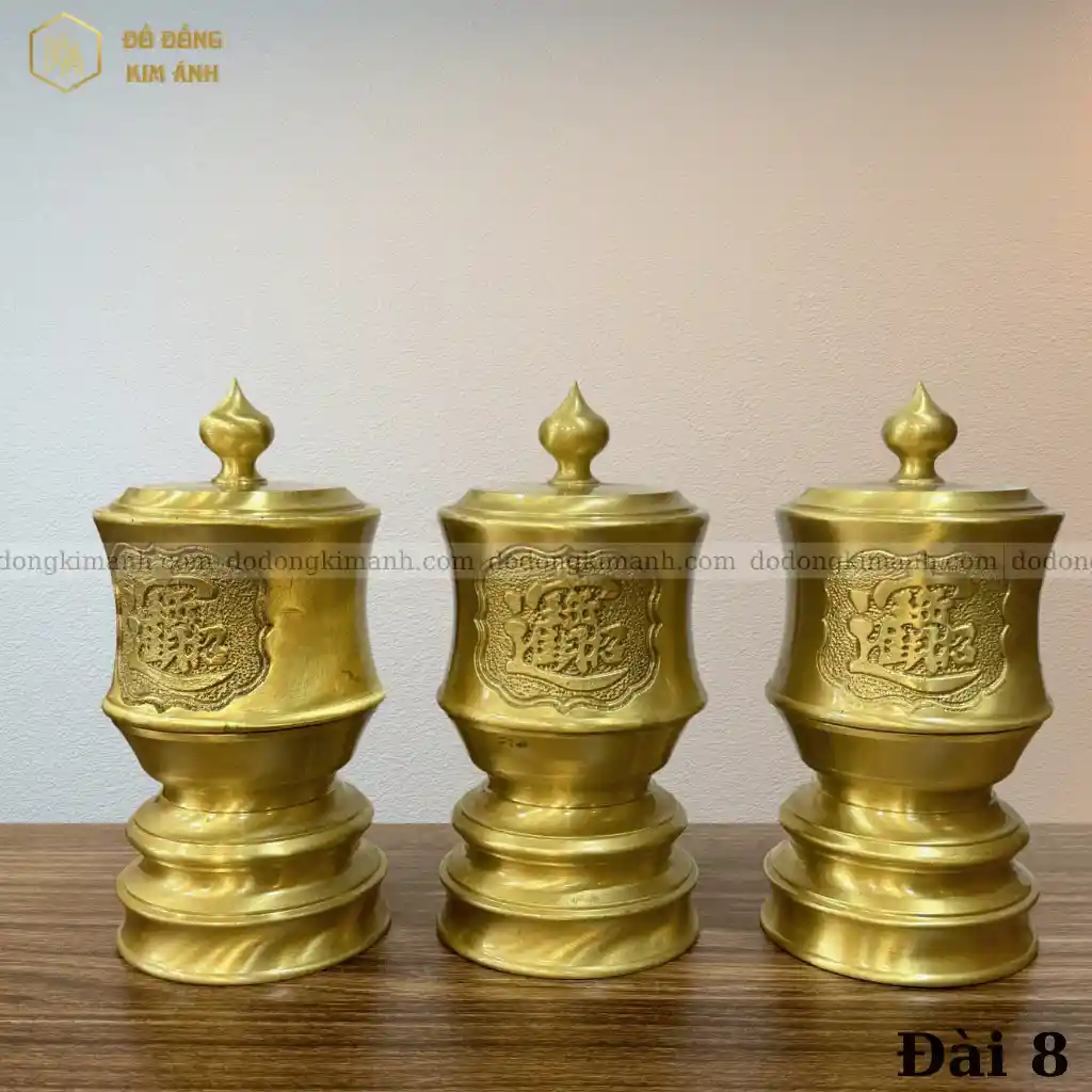 Bộ đài nước bằng đồng màu vàng mộc